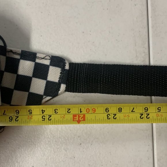 VANS Street Ready Waist Pack Fanny Belt Bag White Black Women's VN0A3WKDP2T - Picture 2 of 10